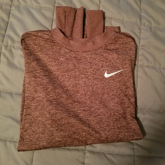 Nike Tops - Nike dri fit